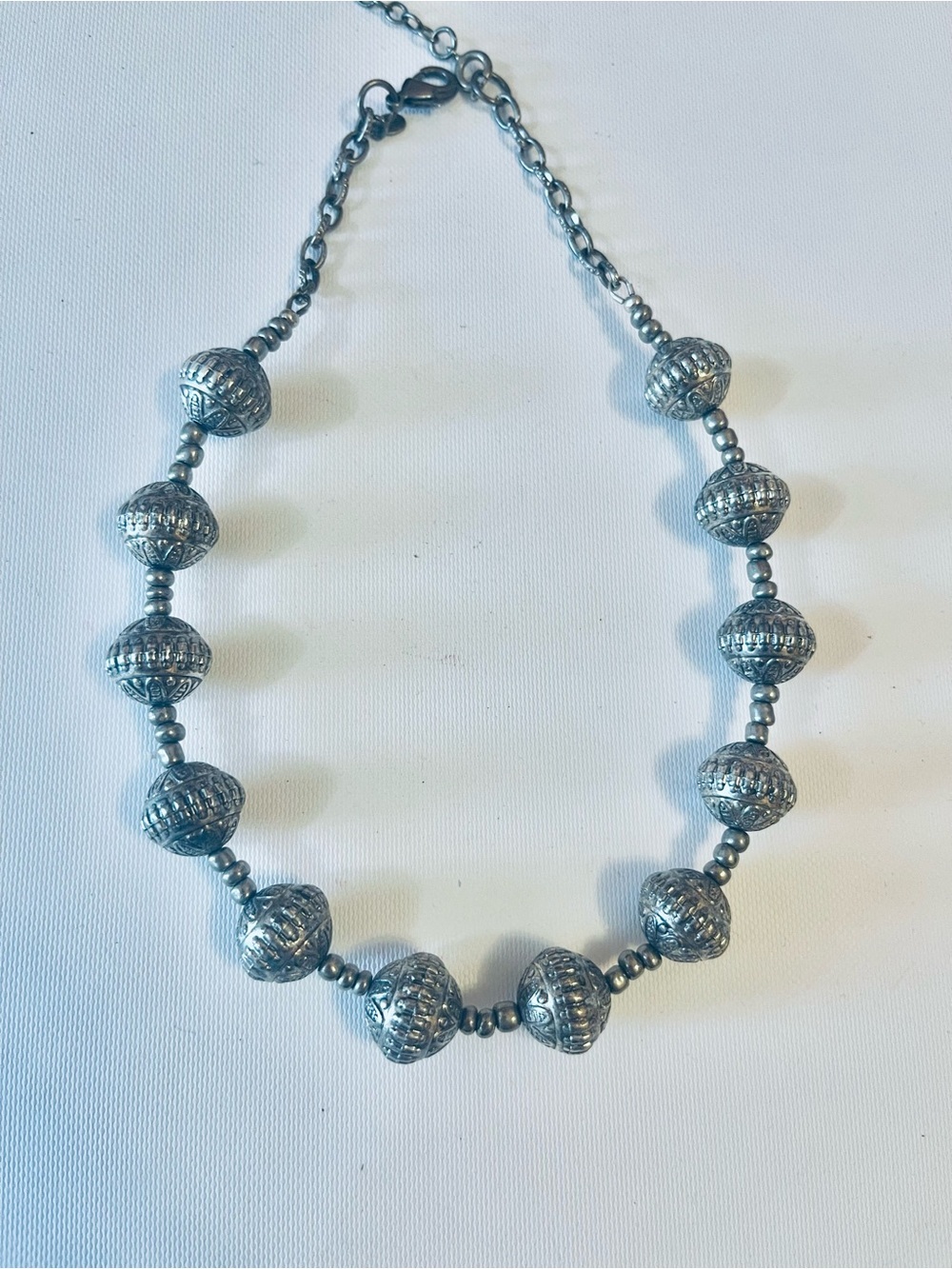 Southwest Style Silver-toned beaded statement necklace Sz 15"+ 4" Extension